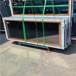 Πόρτες Pivot Αλουμινίου