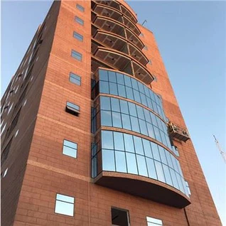 Εξωτερικοί γυάλινοι τοίχοι